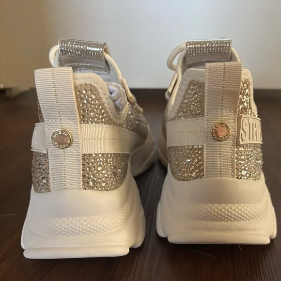 Glitter Shoes - Picture 3 of 10